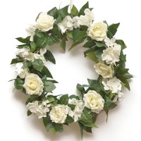 Венок декоративный с белыми розами, 42 см