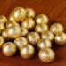 Набор золотых шариков с блестками. Два размера